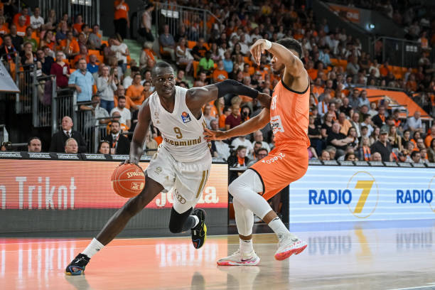 中具备出色 中具备出色