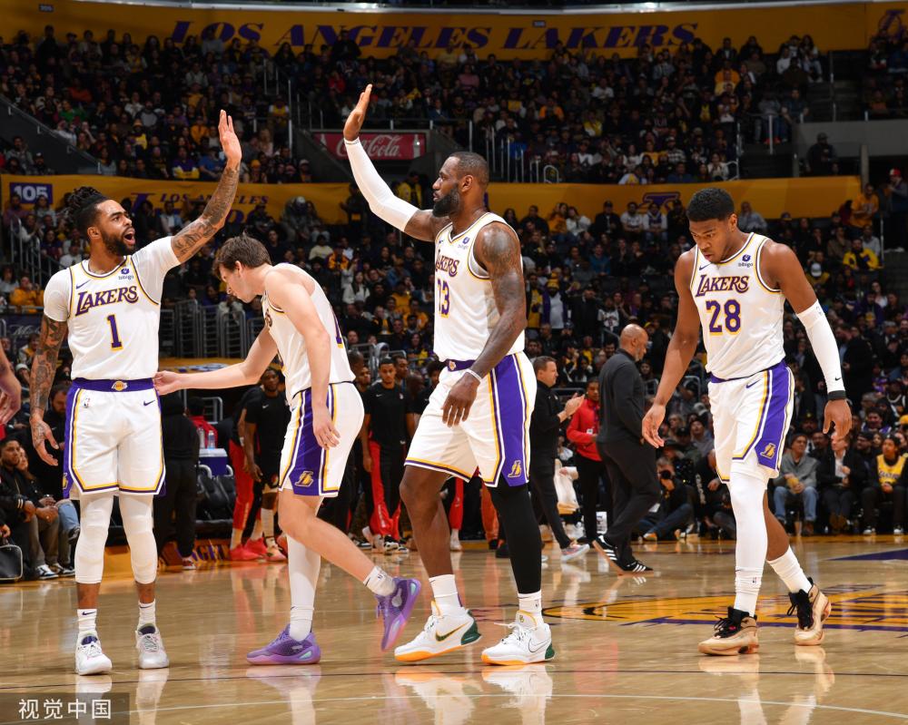 传与中距离 传与中距离